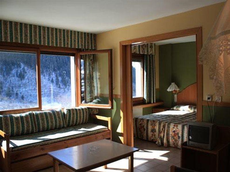 Apartamentos Solneu Бакейра-Берет Екстер'єр фото