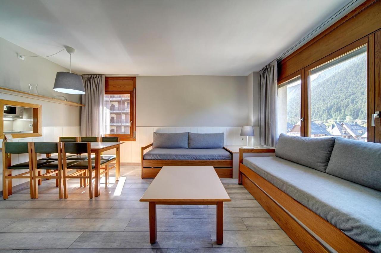 Apartamentos Solneu Бакейра-Берет Екстер'єр фото